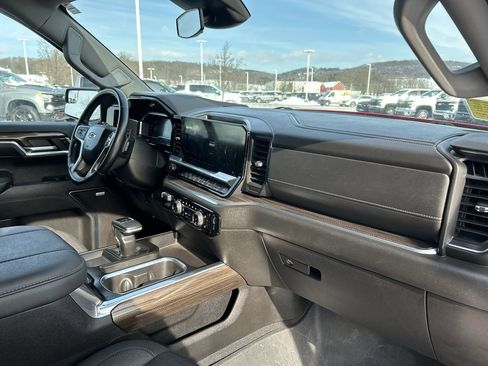 Used 2023 Chevrolet Silverado 1500 RST w/ Convenience Package II image 17