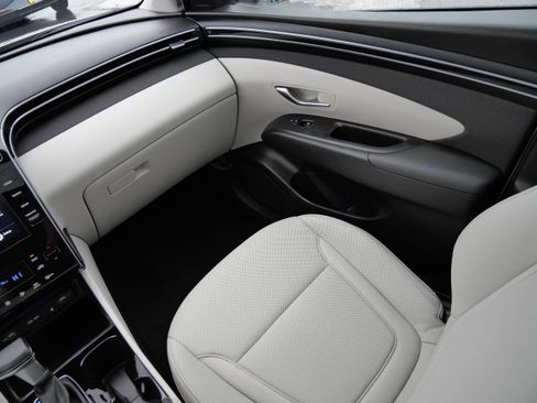 Certified 2023 Hyundai Tucson SEL w/ Convenience Package image 11