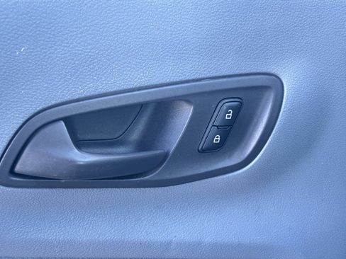 Used 2019 Ford Transit 350 XLT image 11