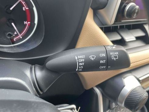 Used 2023 Toyota RAV4 LE AWD/4WD image 26
