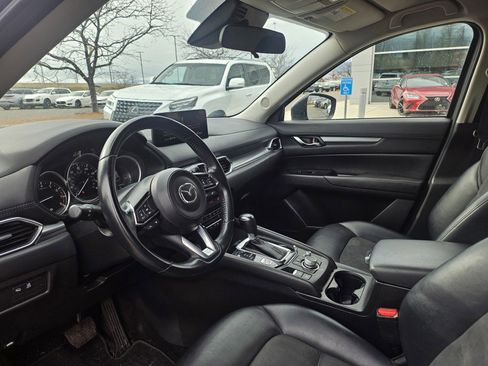 Used 2021 MAZDA CX-5 Touring image 12