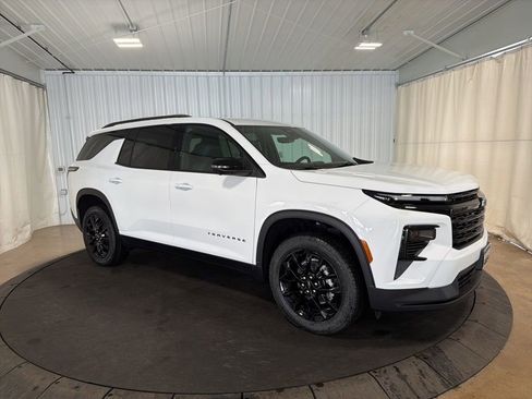 New 2026 Chevrolet Traverse LT w/ Midnight/Sport Edition image 11