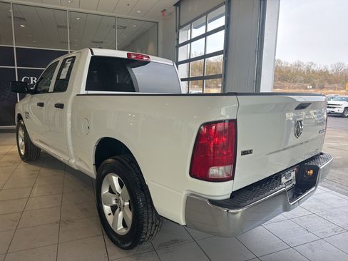 Used 2024 RAM 1500 Classic SLT image 8