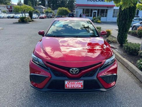 Certified 2021 Toyota Camry SE FWD image 5