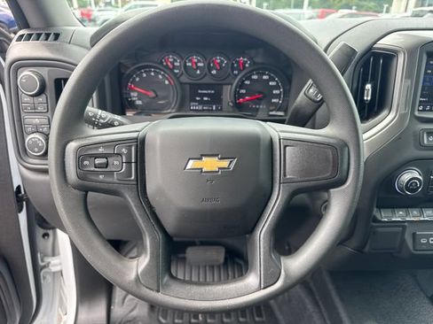 Used 2025 Chevrolet Silverado 1500 W/T w/ WT Value Package AWD/4WD image 19