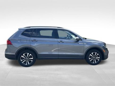 Used 2023 Volkswagen Tiguan S AWD/4WD image 9