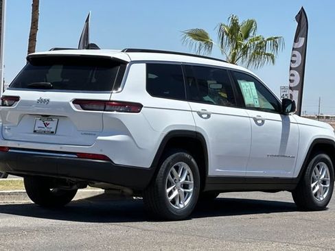 Certified 2024 Jeep Grand Cherokee L Laredo AWD/4WD image 3