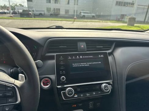 Used 2021 Honda Insight EX image 17
