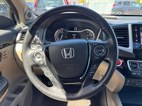 Used 2017 Honda Pilot Elite image 20