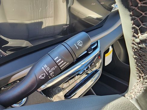 New 2026 Buick Envista Avenir image 23