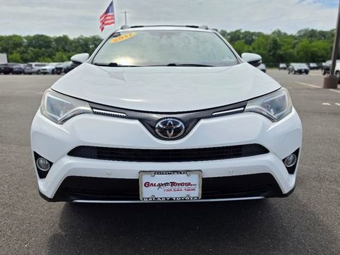 Used 2017 Toyota RAV4 XLE AWD/4WD image 2