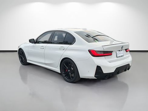 Used 2024 BMW 330i Sedan w/ M Sport Package RWD image 5