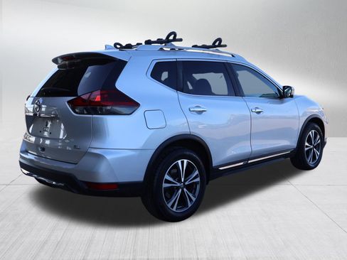 Used 2018 Nissan Rogue SL FWD image 6
