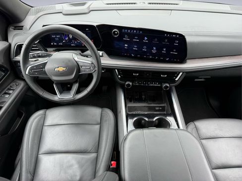 Used 2025 Chevrolet Tahoe LT AWD/4WD image 25