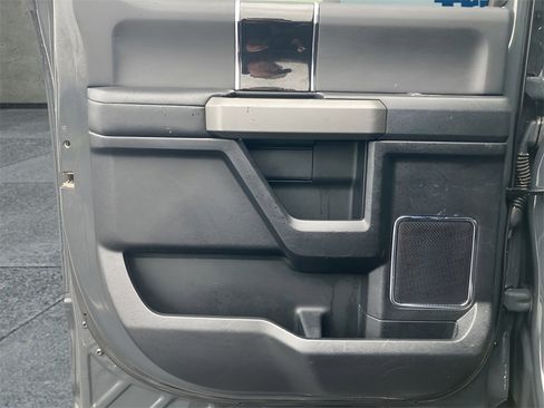 Used 2021 Ford F250 Platinum w/ FX4 Off-Road Package image 40