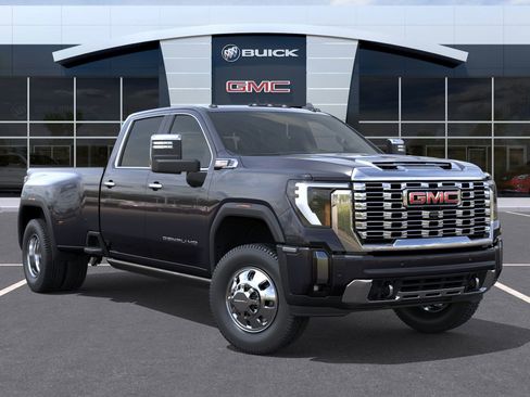 New 2026 GMC Sierra 3500 Denali w/ Denali Reserve Package image 50