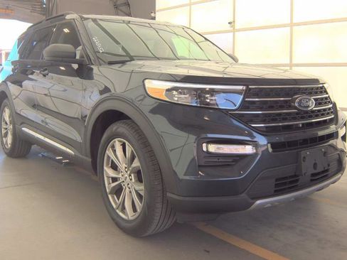 Used 2023 Ford Explorer XLT w/ Equipment Group 202A image 1