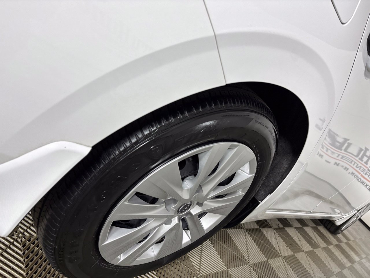 Used 2025 Nissan Sentra S FWD image 32
