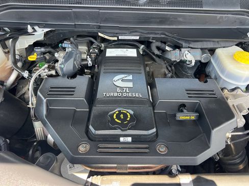 Used 2019 RAM 2500 Tradesman AWD/4WD image 46