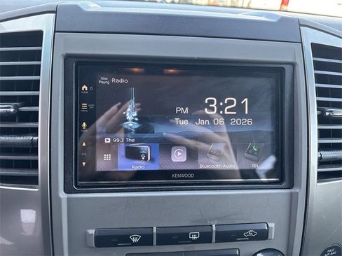 Used 2012 Nissan Frontier SL w/ Moonroof Pkg image 12