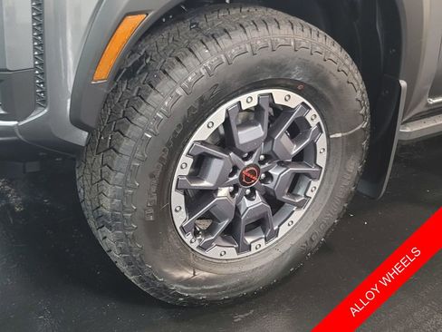 New 2026 Nissan Frontier PRO-4X w/ Pro-4x Convenience Package image 7