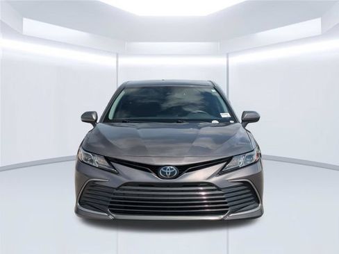 Used 2023 Toyota Camry LE FWD image 8