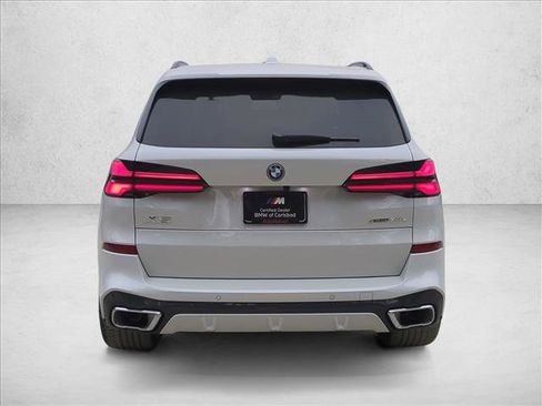 Used 2026 BMW X5 xDrive50e w/ M Sport Package AWD/4WD image 4