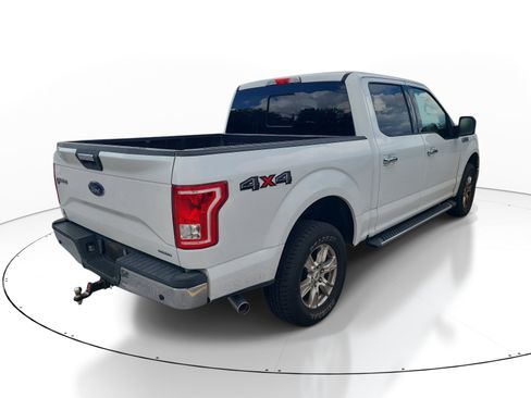 Used 2015 Ford F150 XLT w/ Equipment Group 302A Luxury AWD/4WD image 9