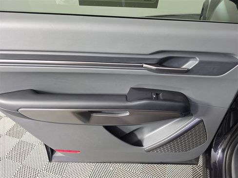 Used 2026 Kia EV9 Light image 32