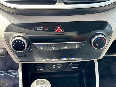 Used 2019 Hyundai Tucson SE AWD/4WD image 15