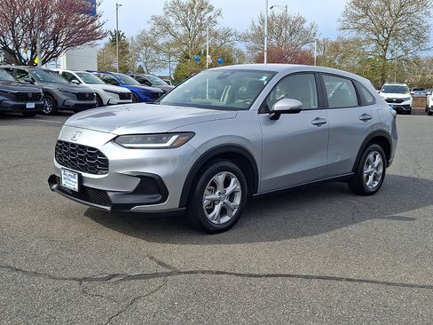 Used 2024 Honda HR-V LX image 3