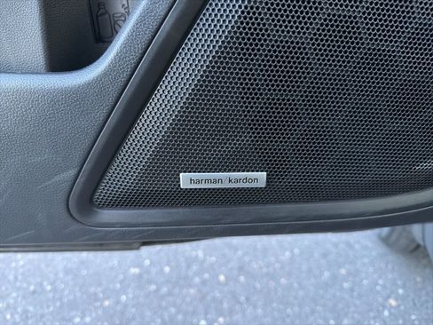 Used 2025 Subaru Outback Limited AWD/4WD image 26