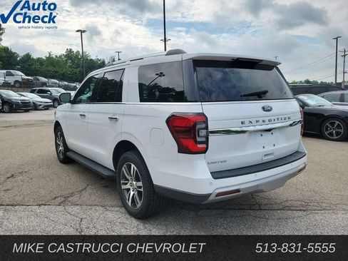 Used 2024 Ford Expedition Limited AWD/4WD image 3
