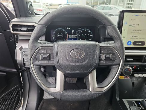 New 2026 Toyota 4Runner TRD Off-Road Premium AWD/4WD image 17