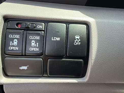 Used 2016 Honda Odyssey EX-L image 13
