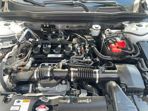 Used 2018 Honda Accord Touring image 25