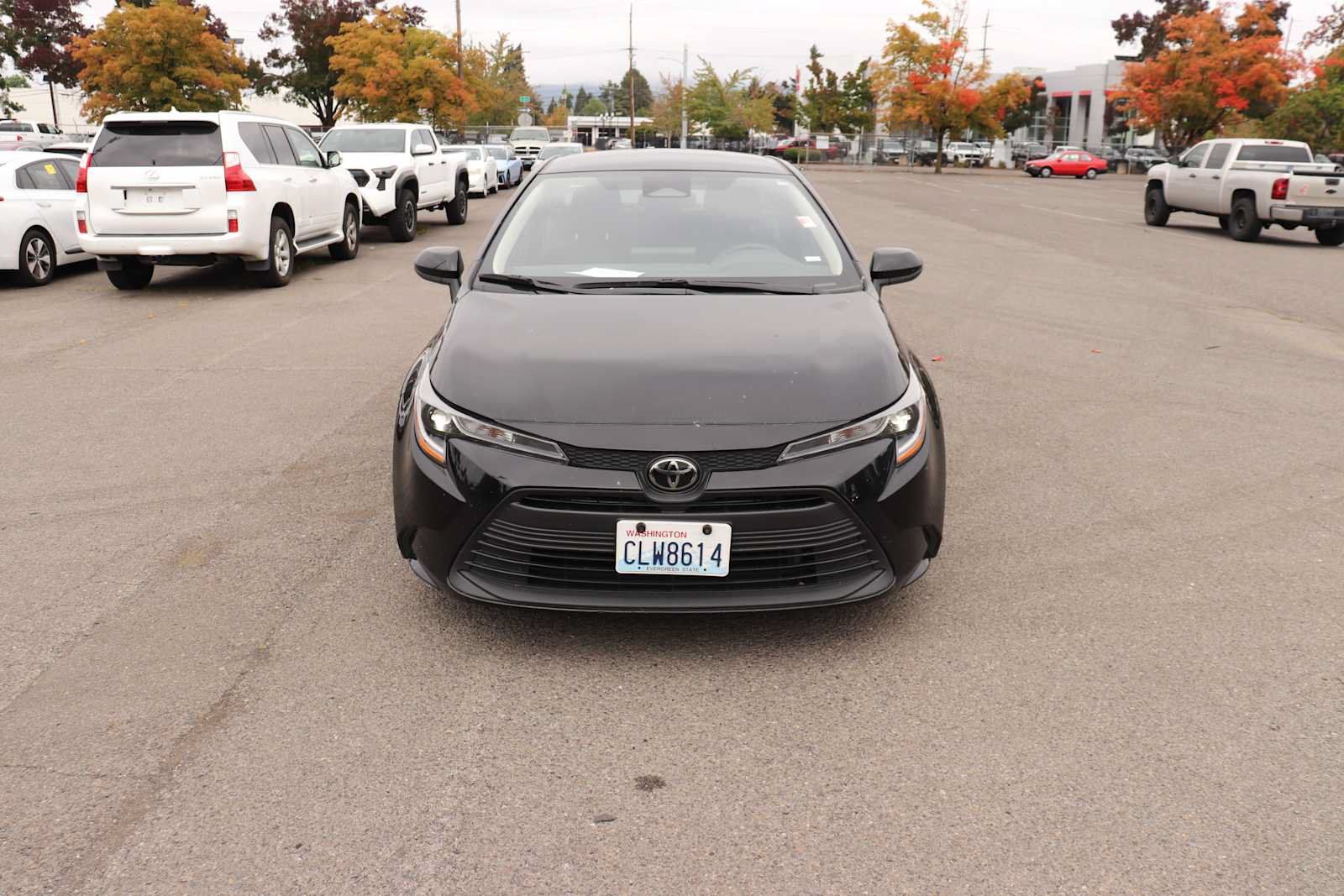 Used 2024 Toyota Corolla LE FWD image 2