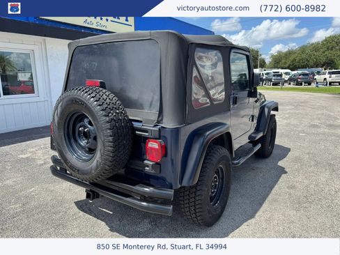Used 2005 Jeep Wrangler X AWD/4WD image 10