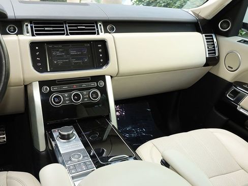 Used 2016 Land Rover Range Rover Supercharged image 38