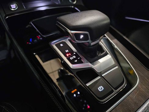 Used 2023 Audi Q5 2.0T Premium Plus w/ Premium Plus Package image 32