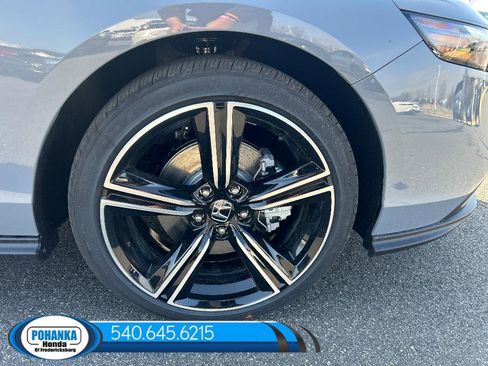 New 2026 Honda Accord Hybrid Sport image 37