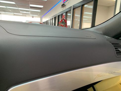 Used 2002 Ford Thunderbird Deluxe image 17