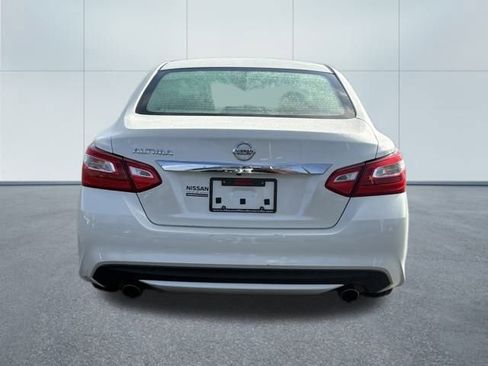 Used 2016 Nissan Altima 2.5 S w/ Power Driver Seat Package image 7