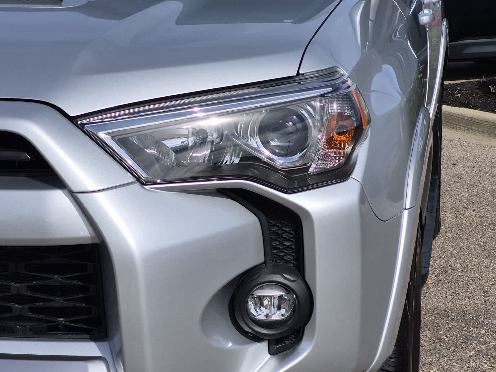 Used 2024 Toyota 4Runner TRD Off-Road Premium w/ Moonroof Package AWD/4WD image 11