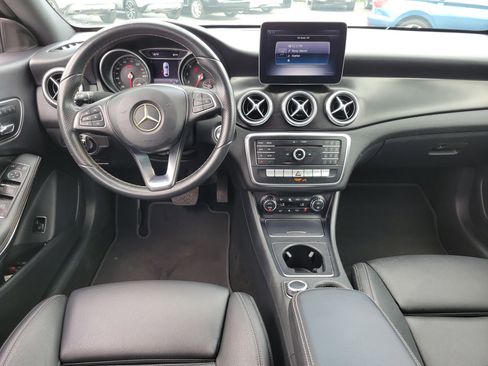 Used 2017 Mercedes-Benz CLA 250 image 16