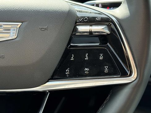 Used 2024 Cadillac Lyriq Sport AWD/4WD image 15