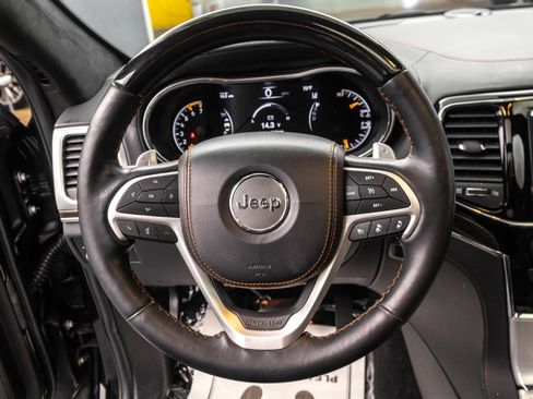 Used 2020 Jeep Grand Cherokee Summit AWD/4WD image 24