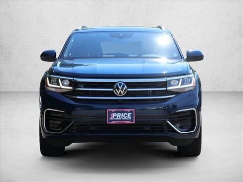 Used 2022 Volkswagen Atlas Cross Sport SEL Premium R-Line AWD/4WD image 2