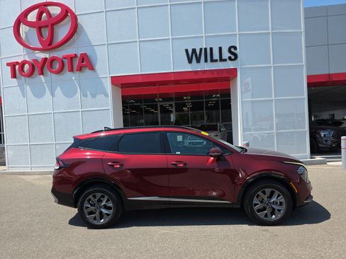 Used 2025 Kia Sportage SX Prestige AWD/4WD image 1