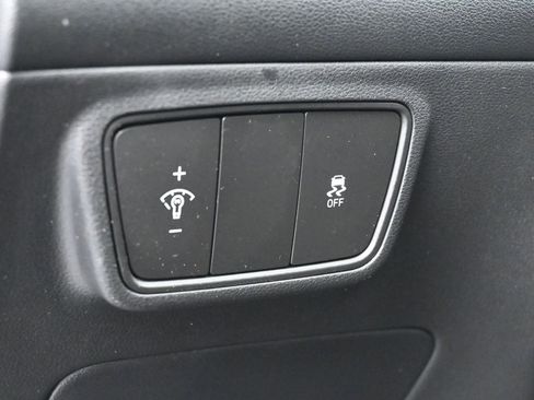 Used 2023 Hyundai Tucson SE image 14